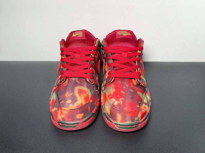 The Wizard of Oz x Nike SB Dunk Low FZ1291-600